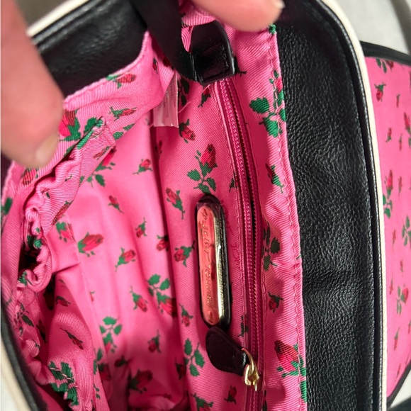 Betsey Johnson White and Yellow Crossbody Bag - Picture 5 of 10